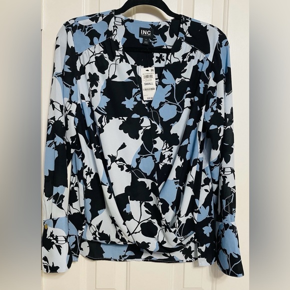 NWT INC International Concepts long sleeve Blouse Blue Floral Size Small - Picture 1 of 12